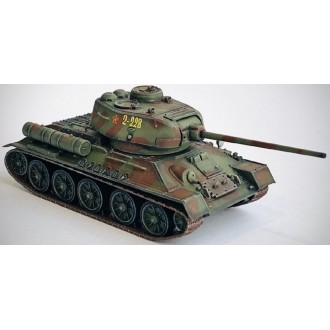 Neo Dragon Armor T-34/85 Late Production Eastern Front 1944 1:72 Scale 63167