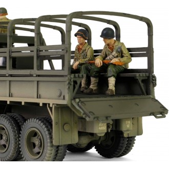 Forces of Valor GMC CCKW-353B US Army Cargo Truck US 1st Infantry LST Ship Ramp Weymouth May 1st 1944 1:32 Scale 801201A