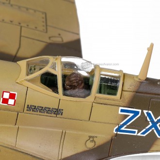 Forces of Valor British Supermarine Spitfire Mk IX RCAF, EN315 ZX-6 CG of Flt. Lt. Eugeniusz Horbaczewski of No.145 Sqn, La Fouconnerie, Tunisia, April 1943 1:72 Scale 812005D