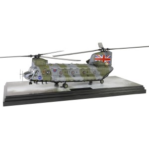 Forces of Valor Royal Air Force Chinook HC Mk1 helicopter No.7 Squadron Britforleb: Task Force, Lebanon 1984 1:72 Scale 821003A 