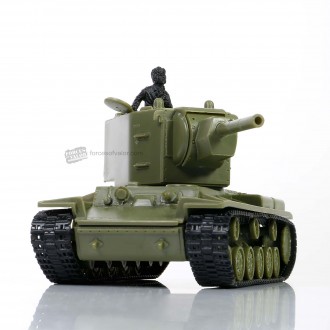 Forces of Valor Russian Heavy tank KV-2 Ukraine Summer 1941 1:72 Scale Kit 873003A