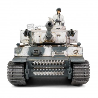 Forces of Valor Metal Proud Engine Plus Series German Sd.Kfz.181 PzKpfw VI Tiger Ausf. E Heavy Tank Initial Production Model Schwere Panzerabteilung 502 No.100 February 1943 Eastern Front Germany 1:32 Scale 912042B