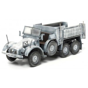 Dragon Armor Kfz.70 6x4 Personnel Carrier Winter Camouflage Eastern Front 1943 1:72 Scale 60501 