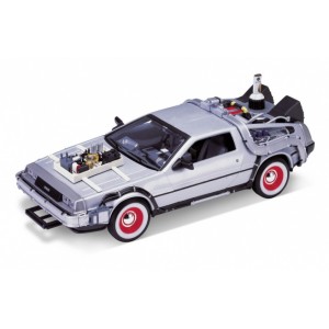 Welly Delorean Time Machine Back To The Future 3 1/24 Scale 22444W 