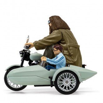 Corgi Harry Potter Hagrid's Motorcycle and Sidecar with Hagrid and Harry Figures CC99727