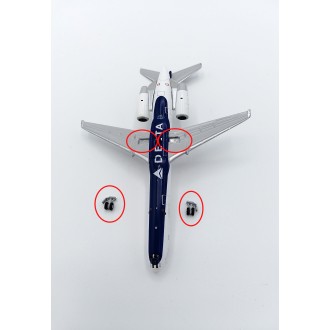 Gemini Jets Delta Air Lines Boeing 717-200 N998AT 1:400 Scale GJDAL2103 Broken Rear Landing Gear