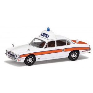 Corgi Vanguard Jaguar XJ6 Series 2 4.2 Litre Thames Valley Police White 1:43 Scale VA13904 